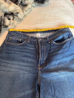 Classic Dark Blue Women’s Jeans - Comfortable Everyday Denim
